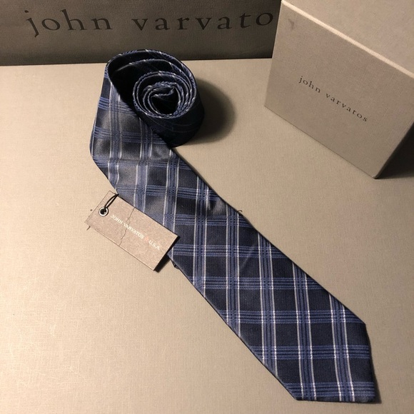 John Varvatos Other - NWT John Varvatos silk woven tie